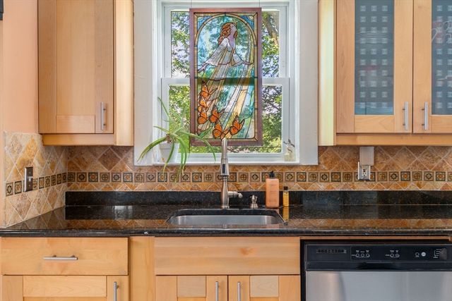 63 Winthrop Road 1, Brookline, MA 02445