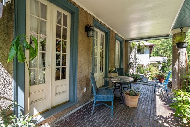 63 Winthrop Road 1, Brookline, MA 02445