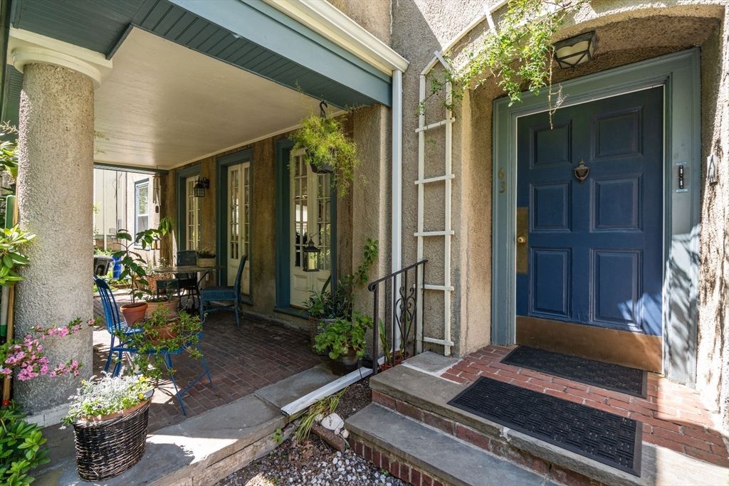 63 Winthrop Road 1, Brookline, MA 02445