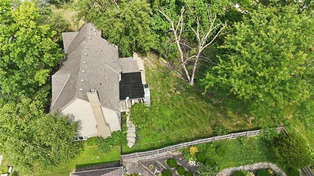 5303 NW 60th Terrace, Kansas City, MO 64151