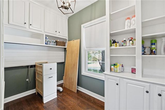 5303 NW 60th Terrace, Kansas City, MO 64151