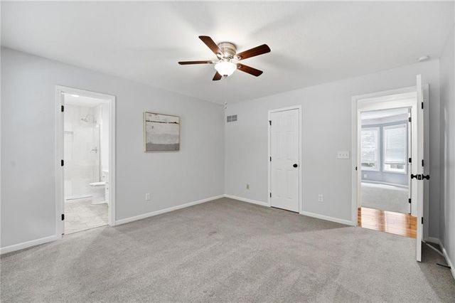 5303 NW 60th Terrace, Kansas City, MO 64151