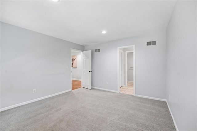 5303 NW 60th Terrace, Kansas City, MO 64151