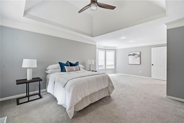 5303 NW 60th Terrace, Kansas City, MO 64151