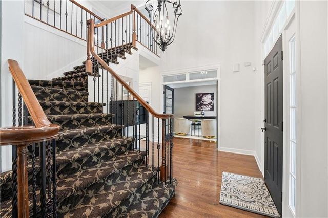 5303 NW 60th Terrace, Kansas City, MO 64151