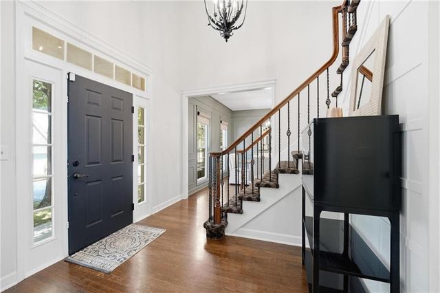 5303 NW 60th Terrace, Kansas City, MO 64151
