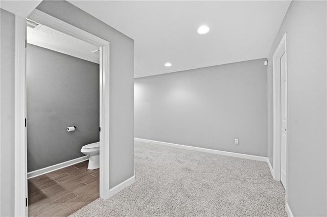 5303 NW 60th Terrace, Kansas City, MO 64151
