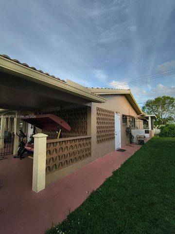 8600 NW 57th Ct, Tamarac, FL 33321