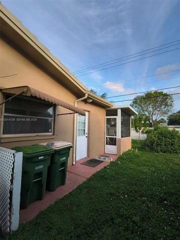 8600 NW 57th Ct, Tamarac, FL 33321