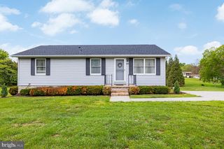 1328 HAHNS LN, Toms Brook, VA 22660