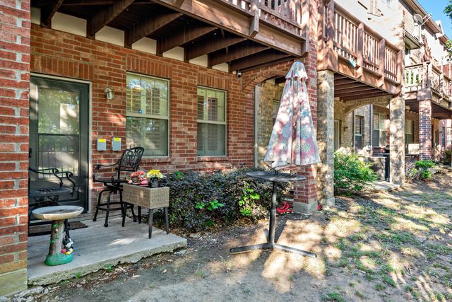 1582 Biltmore Lane, Irving, TX 75063