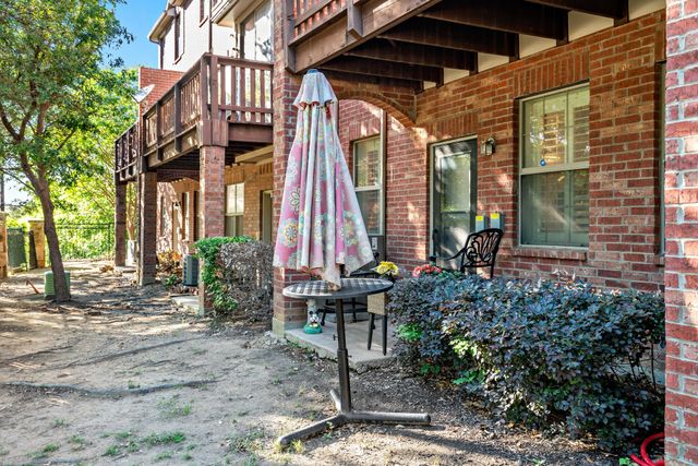 1582 Biltmore Lane, Irving, TX 75063