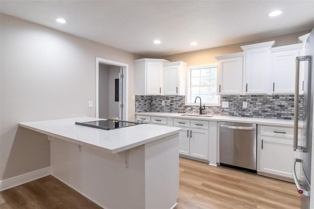 2720 Twin Oaks Road, Sulphur, LA 70663