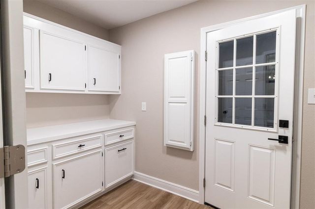 2720 Twin Oaks Road, Sulphur, LA 70663