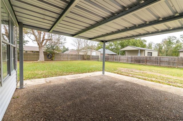 2720 Twin Oaks Road, Sulphur, LA 70663