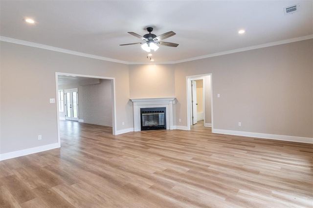 2720 Twin Oaks Road, Sulphur, LA 70663