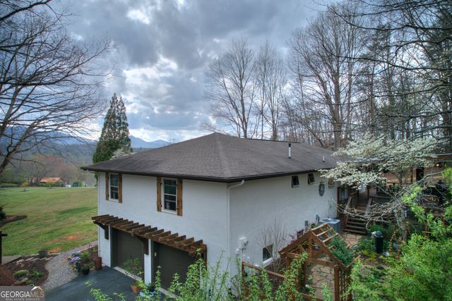 199 Oak Ridge Drive, Blairsville, GA 30512