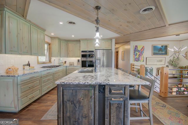 199 Oak Ridge Drive, Blairsville, GA 30512