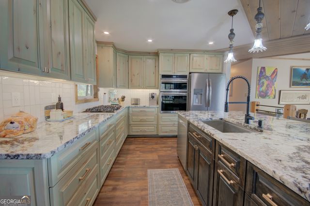 199 Oak Ridge Drive, Blairsville, GA 30512