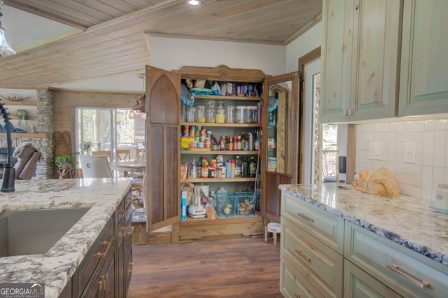 199 Oak Ridge Drive, Blairsville, GA 30512