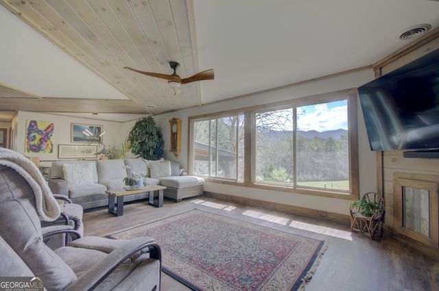 199 Oak Ridge Drive, Blairsville, GA 30512