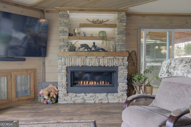 199 Oak Ridge Drive, Blairsville, GA 30512