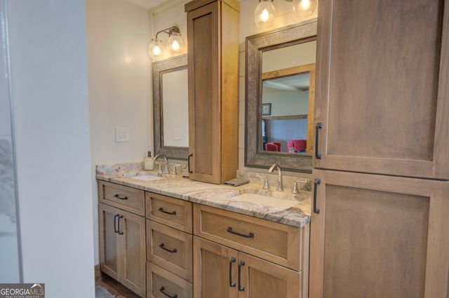 199 Oak Ridge Drive, Blairsville, GA 30512