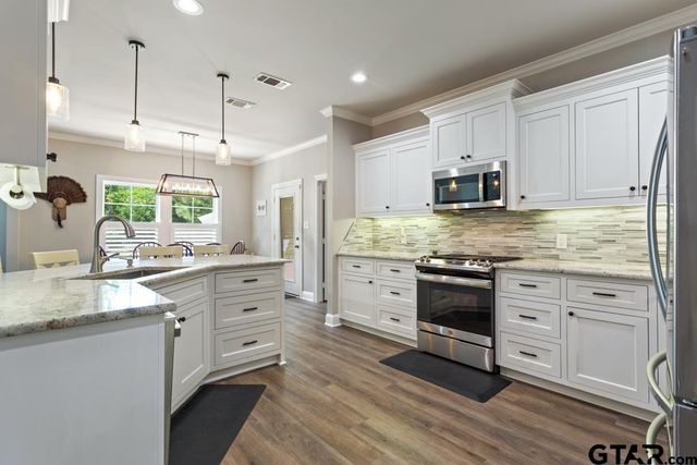 225 CR 3608, Bullard, TX 75757