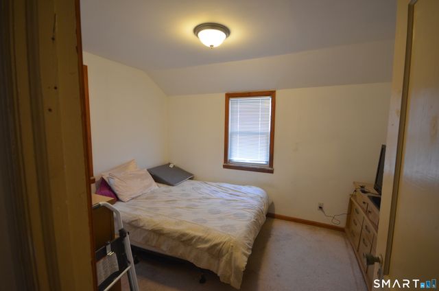 85-89 Alexander Drive, Bridgeport, CT 06606