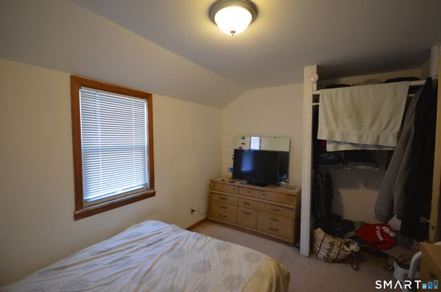 85-89 Alexander Drive, Bridgeport, CT 06606