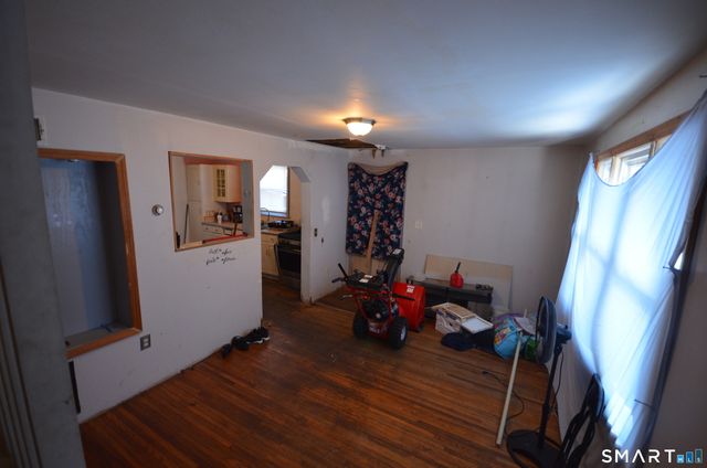 85-89 Alexander Drive, Bridgeport, CT 06606