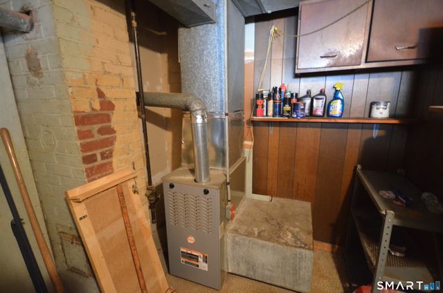 85-89 Alexander Drive, Bridgeport, CT 06606