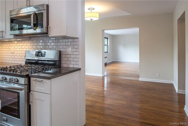 16 Studio Arcade 3B, Bronxville, NY 10708