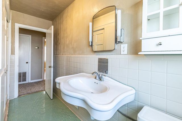 3708 27th Street, Lubbock, TX 79410