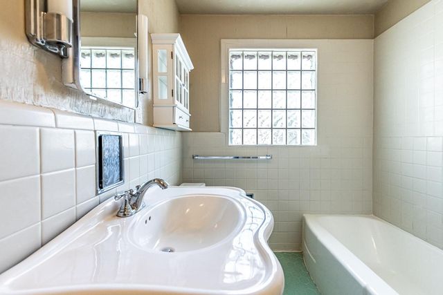 3708 27th Street, Lubbock, TX 79410