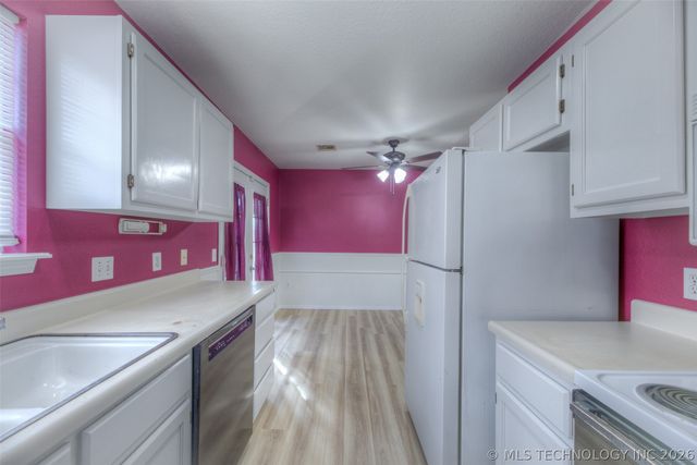 1712 W 57th Place, Tulsa, OK 74107