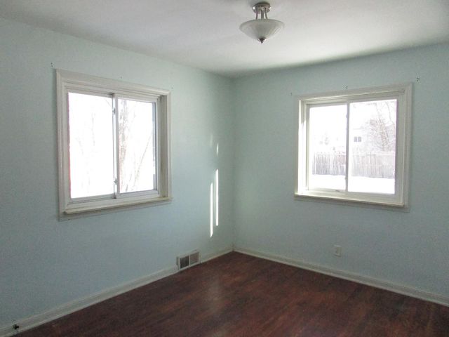 5290 Brobeck Street, Flint Twp, MI 48532