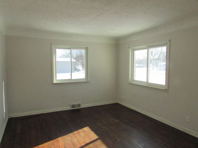 5290 Brobeck Street, Flint Twp, MI 48532