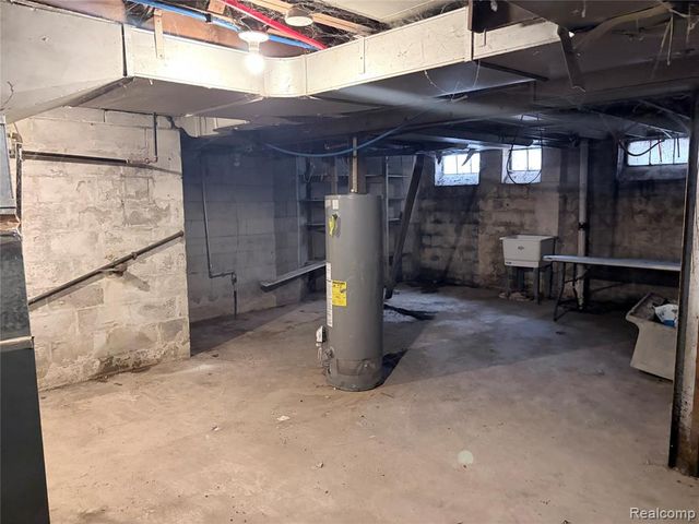 12019 Sanford Street, Detroit, MI 48205