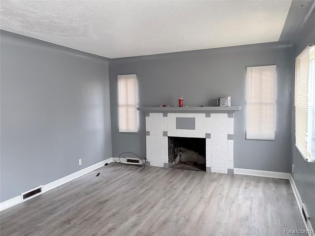 12019 Sanford Street, Detroit, MI 48205