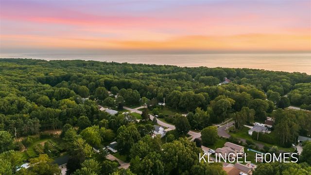 11984 Chickory Drive, Grand Haven, MI 49417