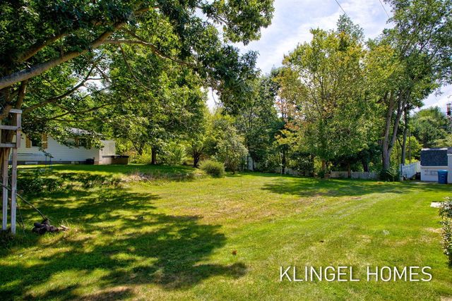 11984 Chickory Drive, Grand Haven, MI 49417