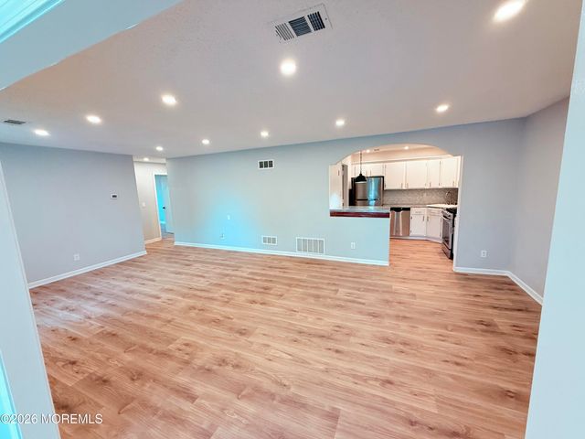 18-5 Augusta Court 5, Freehold, NJ 07728