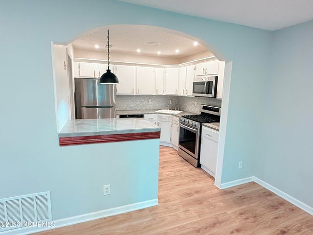 18-5 Augusta Court 5, Freehold, NJ 07728