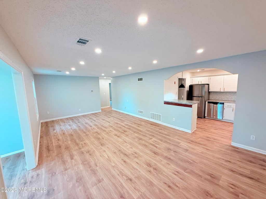 18-5 Augusta Court 5, Freehold, NJ 07728