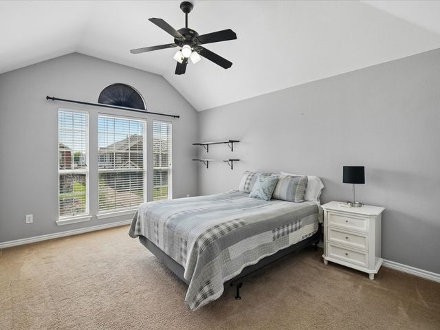 2824 Gillespie Lane, Grand Prairie, TX 75052