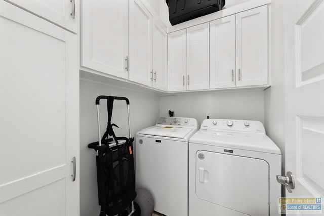 8414 Main St., South Padre Island, TX 78597