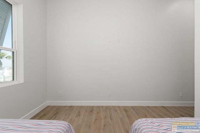 8414 Main St., South Padre Island, TX 78597