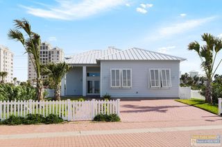 8414 Main St., South Padre Island, TX 78597