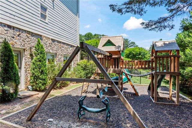 4370 Bowen Ridge Court SE, Smyrna, GA 30082